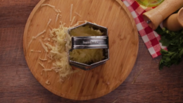 Reszelt krumplis panír